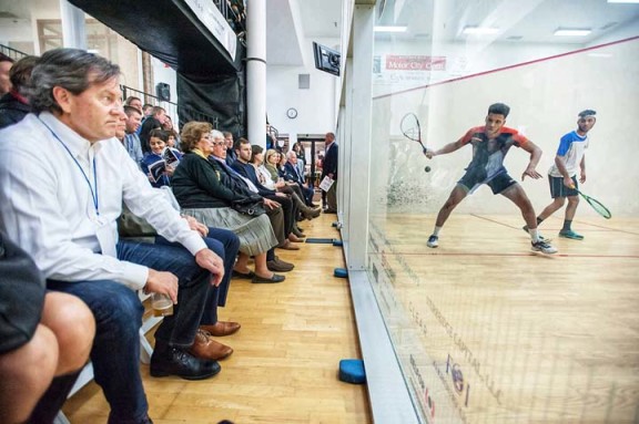 A packed house at the Birmingham Athletic Club looks on for Wednesday's final qualifying round which included an epic 5-gae thriler between Richie Fallows of England and Abdulla Mohd Al Tamimi of Qatar (right). (Photo by Bryan Mitchell/BAC)